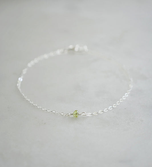 Minimalist Gem Bracelet - Peridot