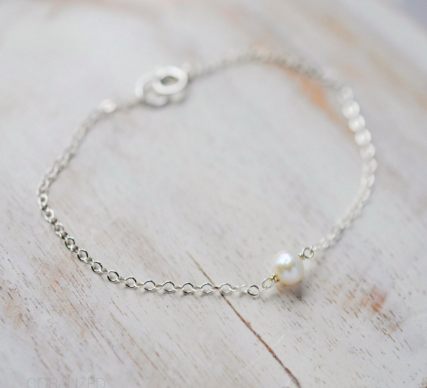 Wren Bracelet: White Freshwater Pearl